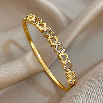 Elegant Zircon Heart Patchwork Cuff Bracelet for Women Fashion Gold Plated Copper Stacking Bangle Bracelets Jewelry Gifts