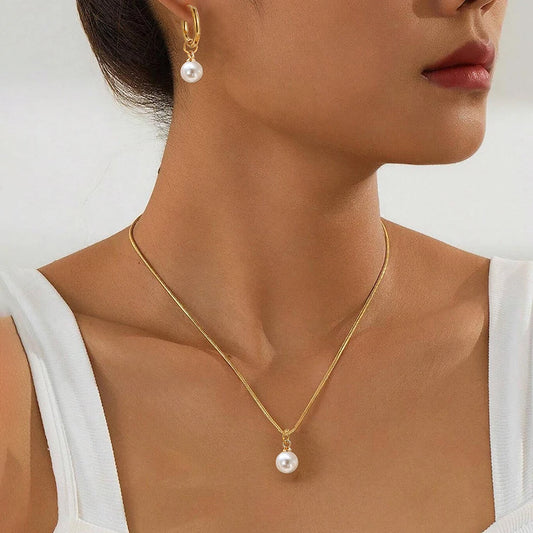 Effortless Minimalist Pearl Jewelry Set