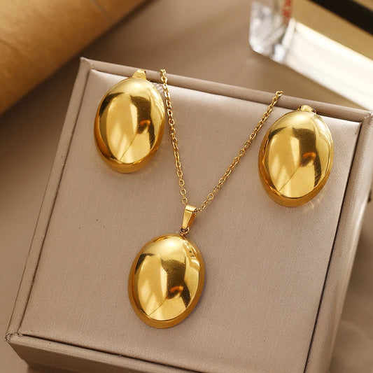 Stainless Steel 3D Round Ball Pendant Necklace and Earring Set for Women  Simple and Fashionable Commuter Accessories party Gift