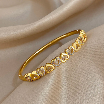 Elegant Zircon Heart Patchwork Cuff Bracelet for Women Fashion Gold Plated Copper Stacking Bangle Bracelets Jewelry Gifts